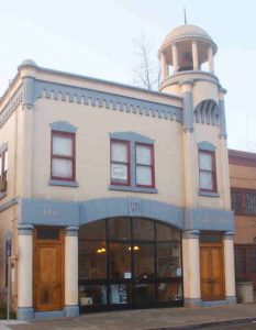 old city hall in vacaville protected by crazylegs pest control