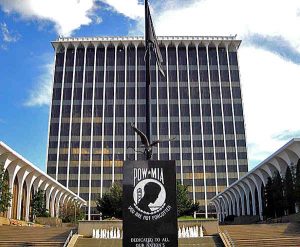 monument in columbus protected by crazylegs pest control