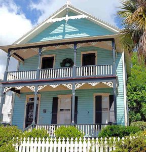 home in largo protected by crazylegs pest control