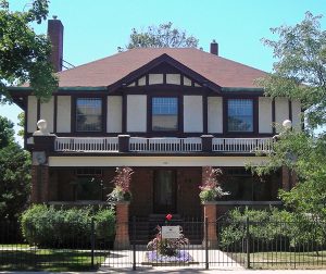 home in arlington heights protected by crazylegs pest control