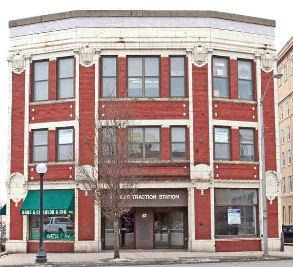 Champaign IL Crazylegs Pest Control